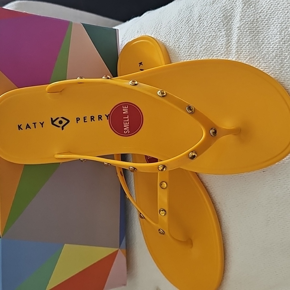 Katy Perry Flip Flop Women's The Geli Gem Spritz YELLOW Rhinestone Sandals 10
